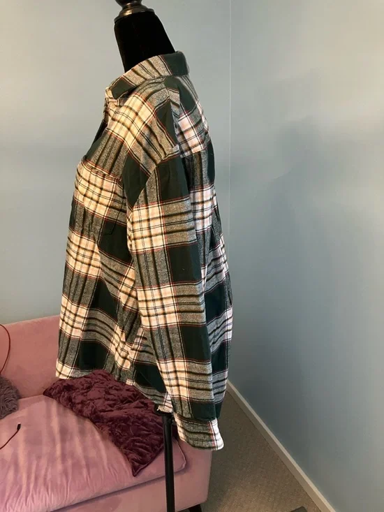 Old Navy Green and White Plaid Flannel Shirt - Picture 4 of 4